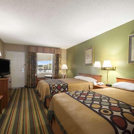 Super 8 By Wyndham Meridian Exterior foto