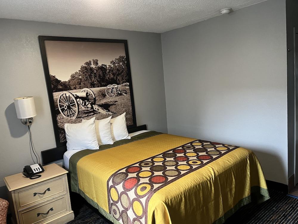 Super 8 By Wyndham Meridian Exterior foto