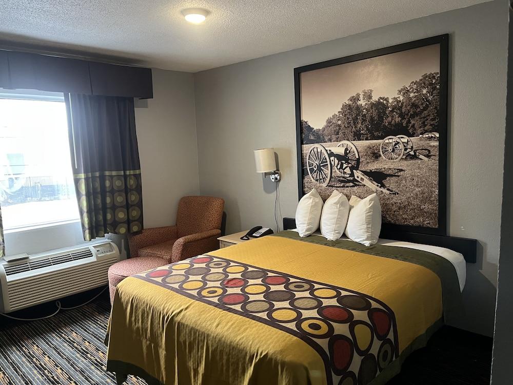 Super 8 By Wyndham Meridian Exterior foto